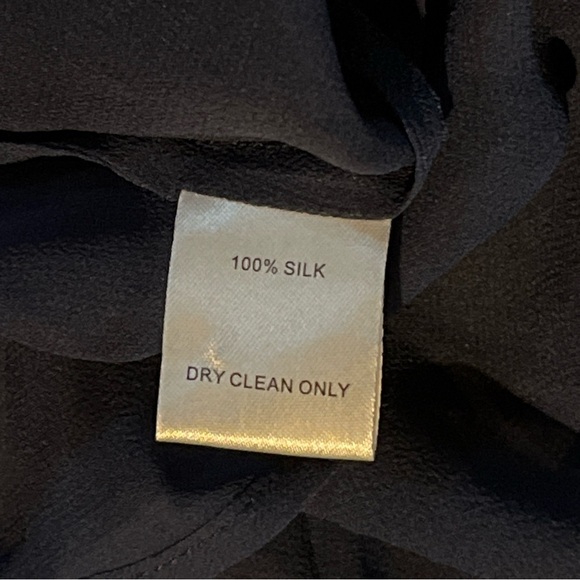 Paper Crane Polyester Tank & Olivia Moon Sheer Silk Sleeveless Blouse - Navy- L - Picture 5 of 13